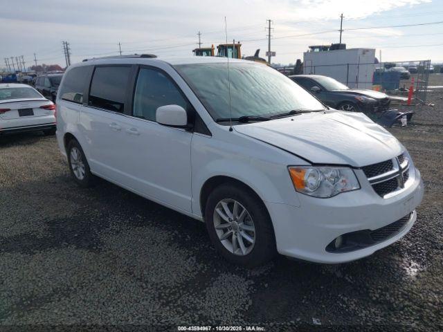  Salvage Dodge Grand Caravan