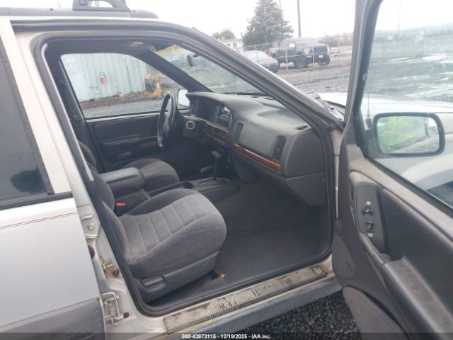 Jeep Grand Cherokee Image 7