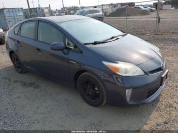  Salvage Toyota Prius