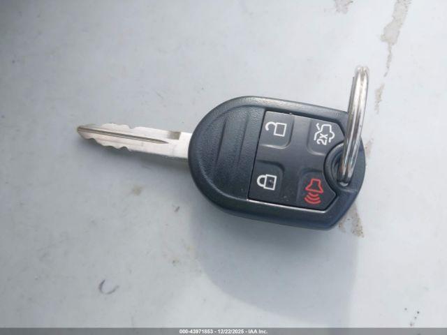 Ford Escape Xlt Image 2