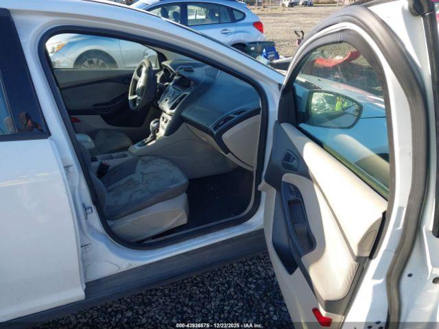 Ford Focus Se Image 5