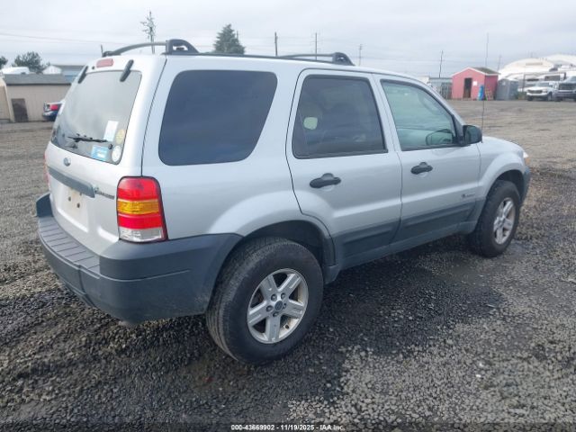 Ford Escape Hybrid Image 9