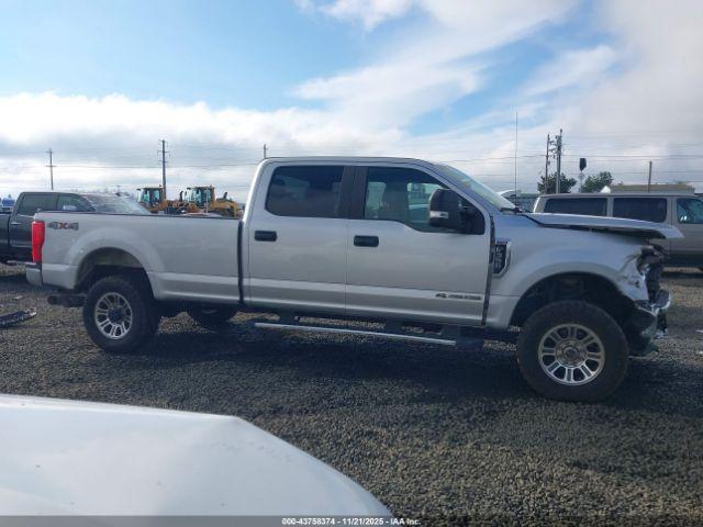 Ford F-350 Xl Image 14
