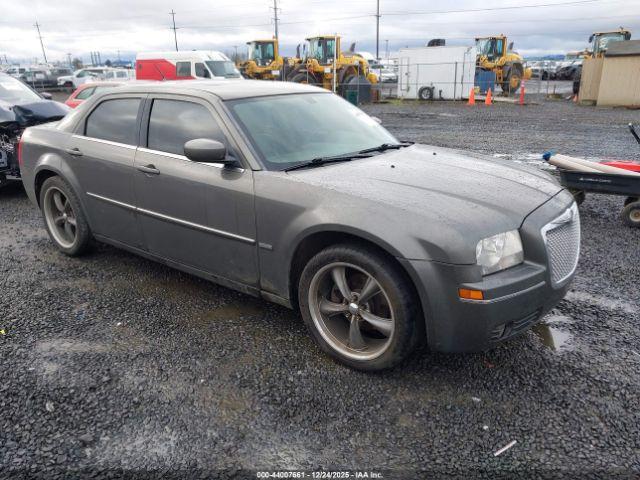  Salvage Chrysler 300