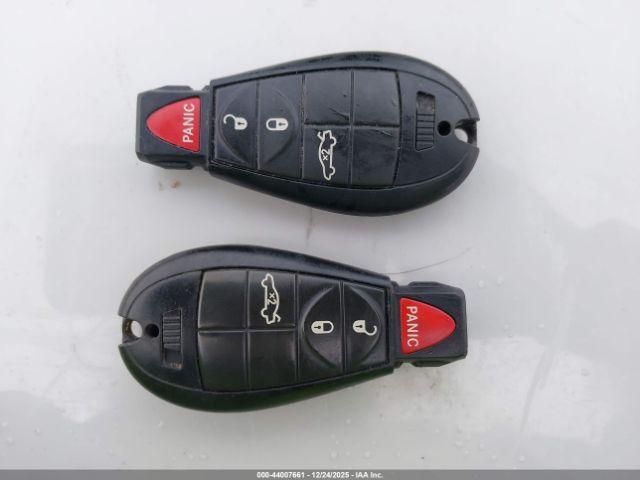 Chrysler 300 Touring Image 11