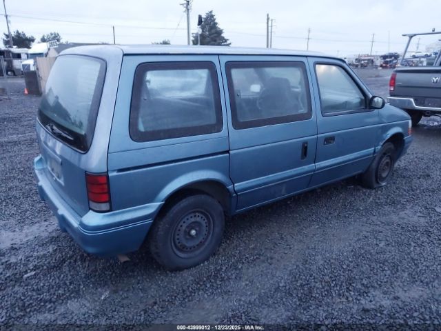 Dodge Caravan Image 10