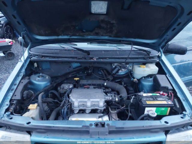 Dodge Caravan Image 11