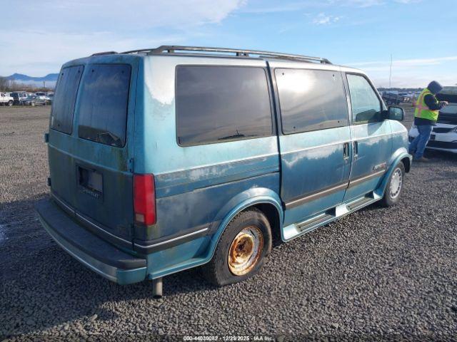 Chevrolet Astro Image 11