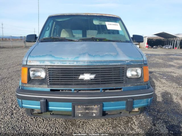 Chevrolet Astro Image 14