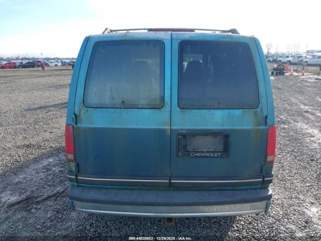 Chevrolet Astro Image 17