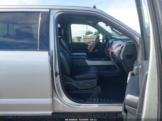 Ford F-350 Lariat Image 18