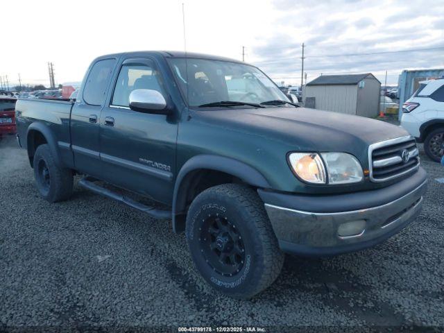  Salvage Toyota Tundra
