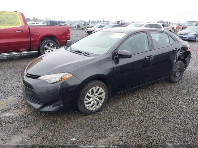 Toyota Corolla Le Image 4