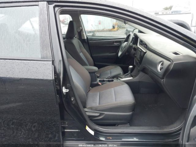 Toyota Corolla Le Image 7