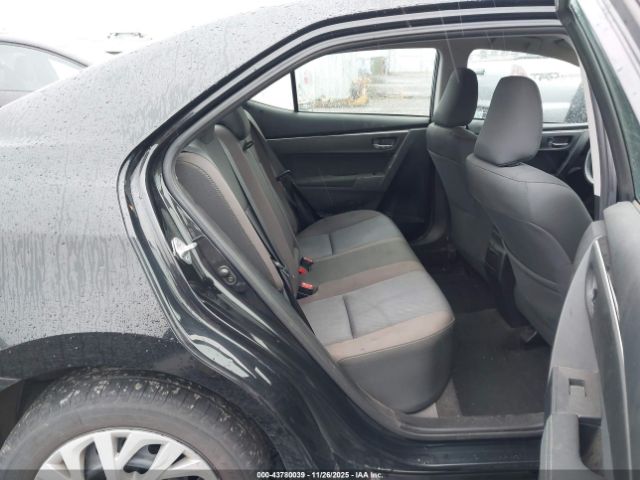 Toyota Corolla Le Image 15