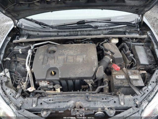 Toyota Corolla Le Image 9