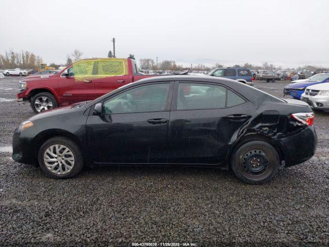 Toyota Corolla Le Image 16