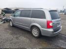 Chrysler Town & Country Touring Image 4