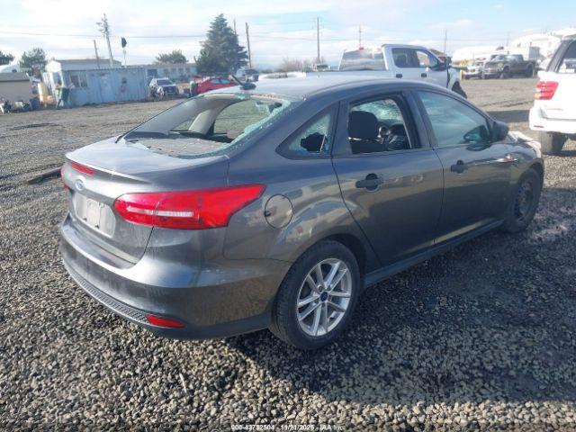 Ford Focus S Image 9