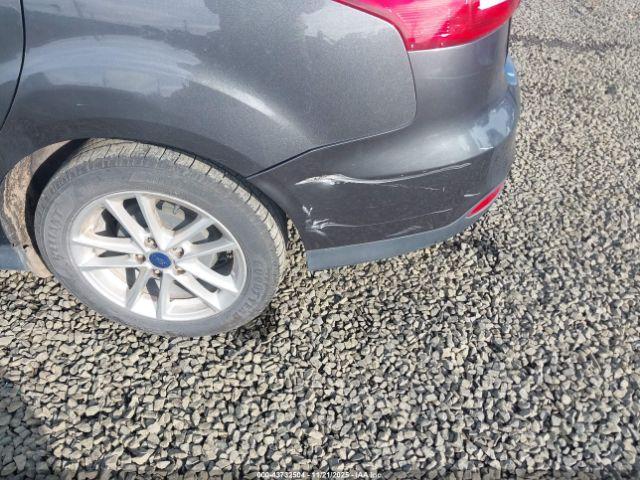 Ford Focus S Image 11