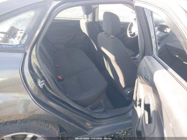 Ford Focus S Image 13