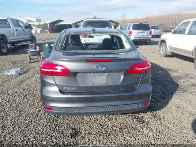 Ford Focus S Image 4