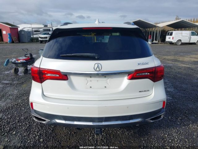 Acura MDX Advance Package Image 14