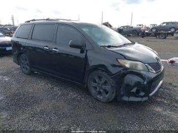  Salvage Toyota Sienna