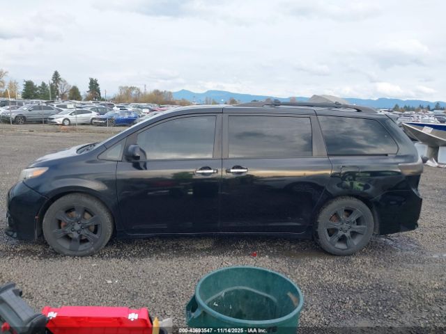 Toyota Sienna Se 8 Passenger Image 10