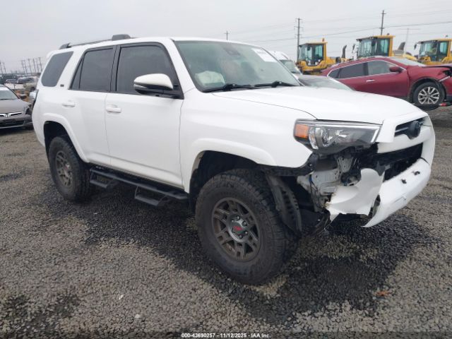 Toyota 4Runner Sr5 Premium Image 1