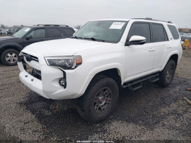 Toyota 4Runner Sr5 Premium Image 17