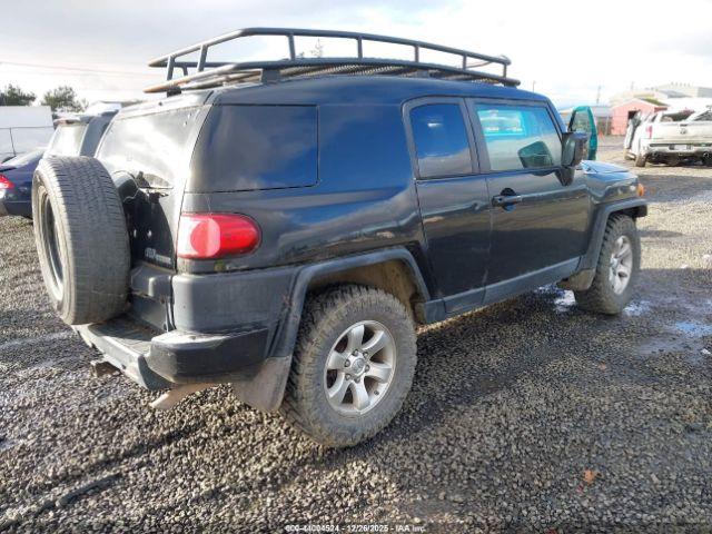Toyota FJ Cruiser Image 4
