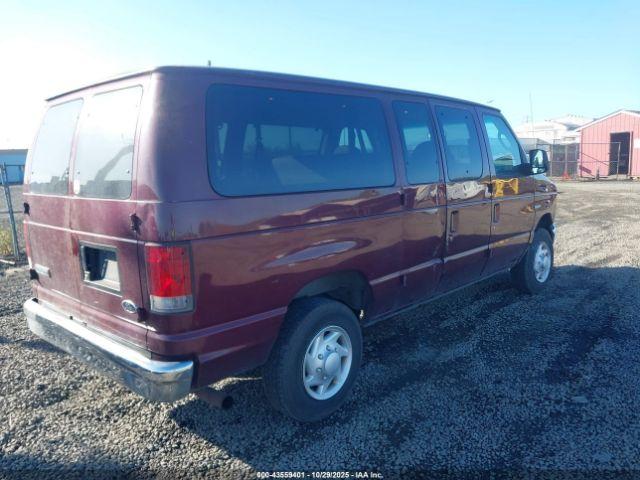 Ford E-350 Image 12