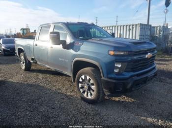  Salvage Chevrolet Silverado 2500