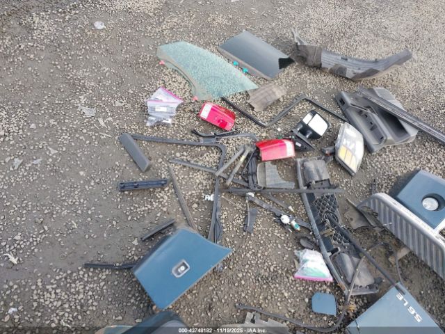 Nissan Titan Le Image 5