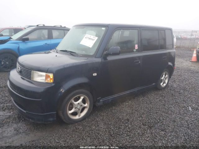 Scion xB Image 17