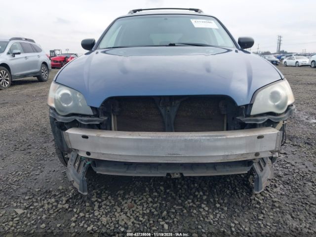 Subaru Outback 2.5i Image 8