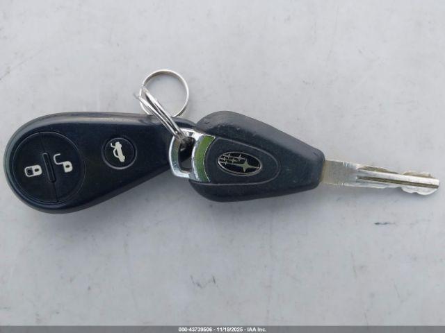 Subaru Outback 2.5i Image 13