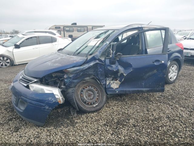 Nissan Versa 1.8 S Image 8