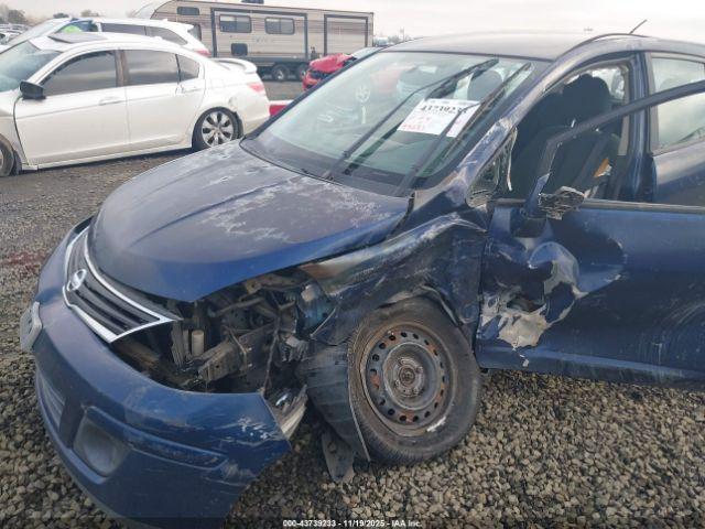 Nissan Versa 1.8 S Image 6