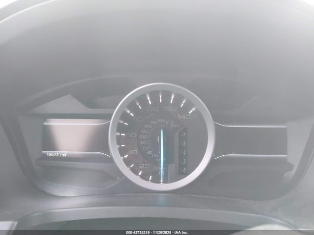 Ford Explorer Xlt Image 15