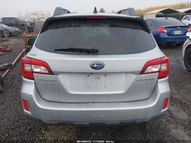 Subaru Outback 2.5i Limited Image 11