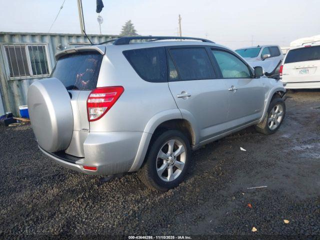 Toyota RAV4 Limited V6 Image 7