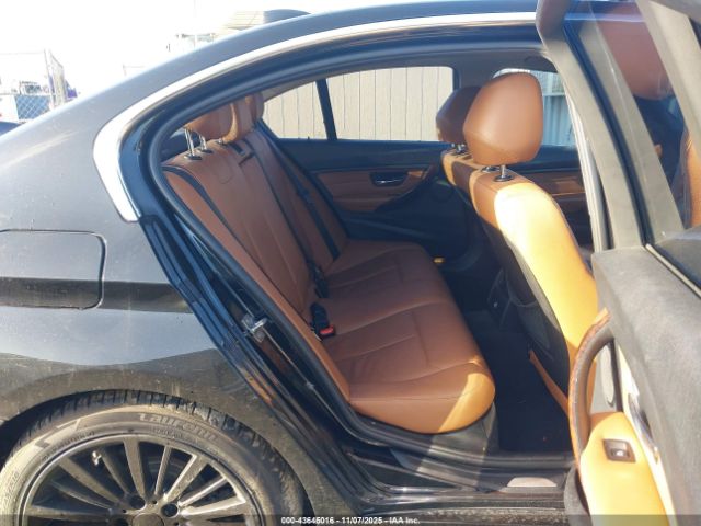 BMW 3 Series Image 8