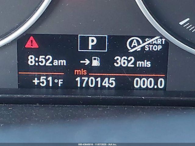 BMW 3 Series Image 14