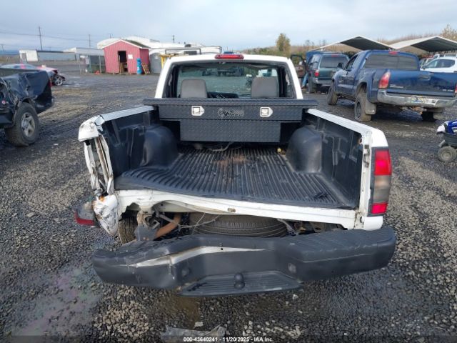 Nissan Frontier Xe Image 17