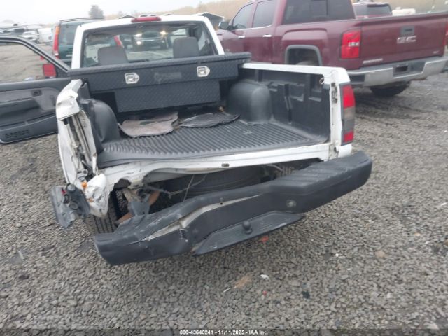 Nissan Frontier Xe Image 16