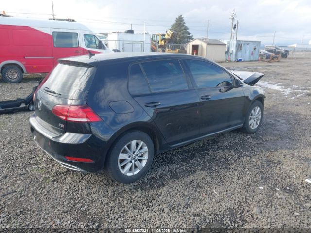 Volkswagen Golf Image 10