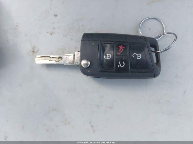 Volkswagen Golf Image 12