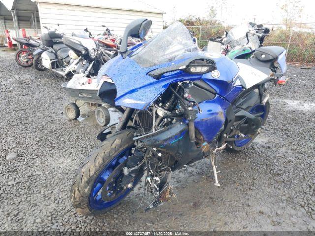 Yamaha Yzfr1 Image 8